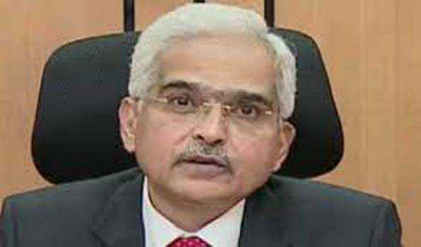 आरबीआई गवर्नर ने  बैंकों को संचालन के मानक और सुधार के लिए कहा