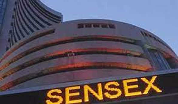 आरबीआई के नीतिगत दरें यथावत रखने के निर्णय से शेयर बाजार धड़ाम