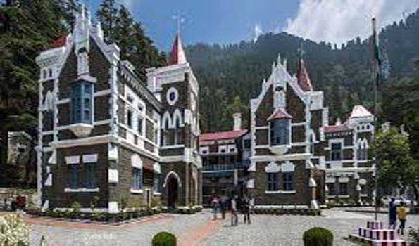 आयुर्वेदिक कालेजों के खिलाफ छात्रों ने जीती जंग,फीस वृद्धि गलत करार
