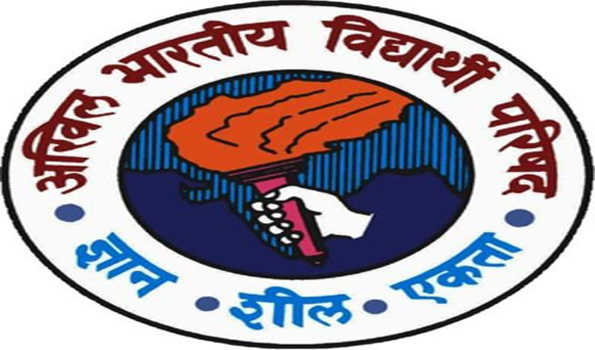 अभाविप की शोभायात्रा में दिखा देश की विविधता का रंग