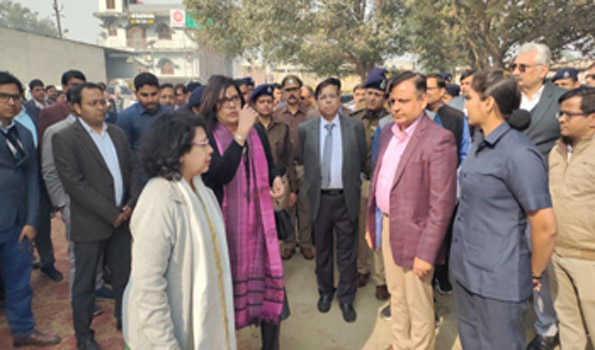 अयोध्या के लिये ज्यादा ट्रेन चलायेंगे: सिन्हा