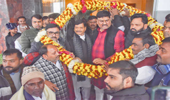 अयोध्या की मिल्कीपुर विधानसभा सीट जीत रहे हैं हम: शिवपाल यादव