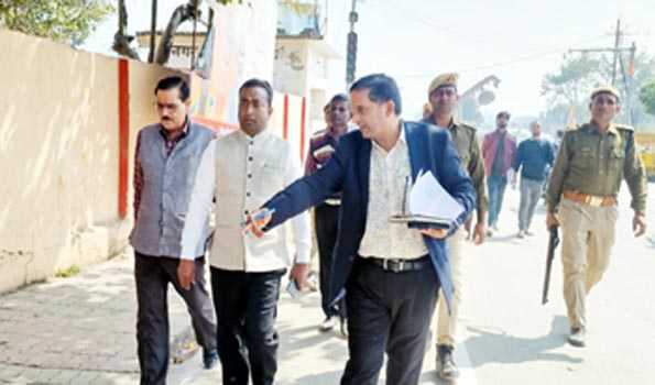अयोध्या में आने वाले श्रद्धालुओं की बढ़ती संख्या के मद्देनजर बढ़ाये जायेंगे संसाधन