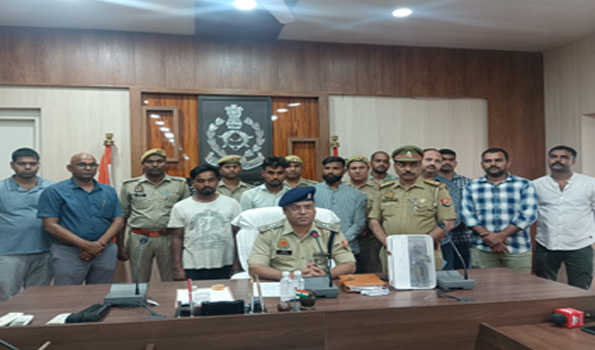 अयोध्या: पुलिस ने तीन तस्करों को गिरफ्तार कर बरामद की अष्टधातु की हनुमान मूर्ति