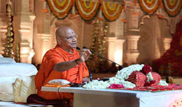 ब्यावर में दूसरे दिन भी बड़ी संख्या में श्रद्धालुओं ने हनुमान कथा का किया श्रवण
