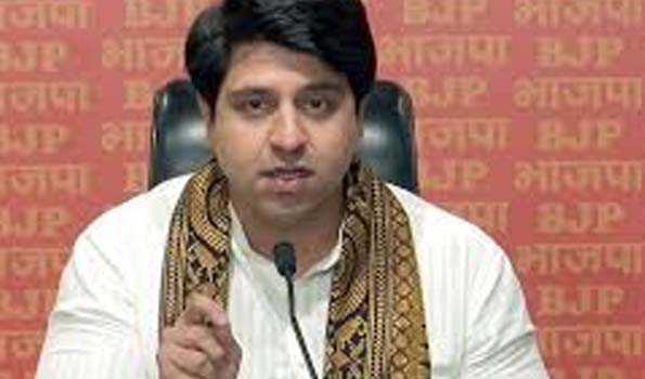 भाजपा ने कर्नाटक में महिला अपराधों पर प्रियंका की चुप्पी पर सवाल उठाए
