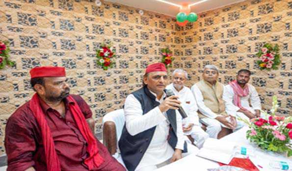 भाजपा सरकार में भ्रष्टाचार,महंगाई और बेरोजगारी चरम पर : अखिलेश