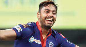 भारत ने दूसरे टेस्ट के लिए आवेश खान को किया टीम में शामिल
