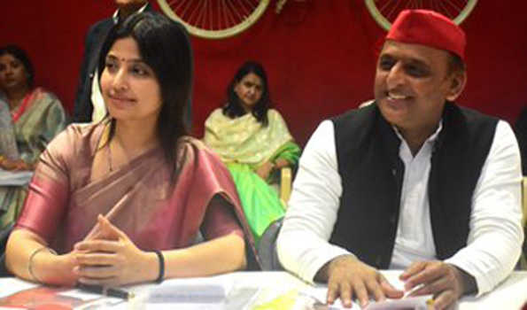 भगवान का जब बुलावा आता है तभी दर्शन होते हैं: अखिलेश
