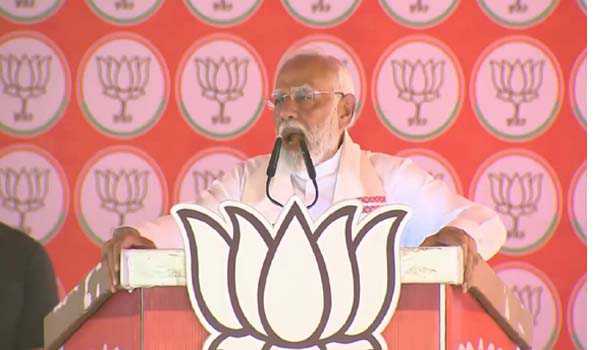 चार जून के बाद नारी शक्ति को बनायेंगे महाशक्ति : मोदी