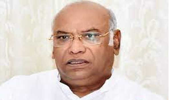 डरपोक है भाजपा-आरएसआरएस : खडगे