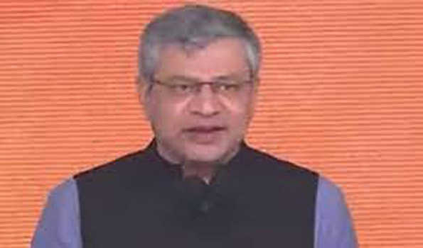 देश भर के 100 रेल कर्मचारियों को उत्कृष्ट सेवाओं के लिए पुरस्कृत करेंगे रेल मंत्री
