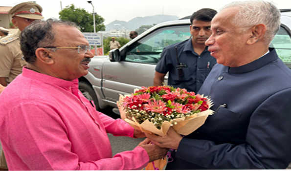 देवनानी की नजीर से मुलाकात