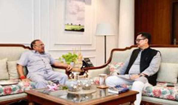 देवनानी ने दिल्ली में मंत्रियों से विभिन्न मुद्दों पर की चर्चा