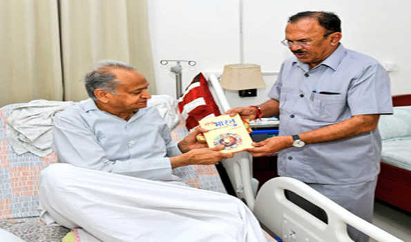 देवनानी ने गहलोत की पूछी कुशलक्षेम