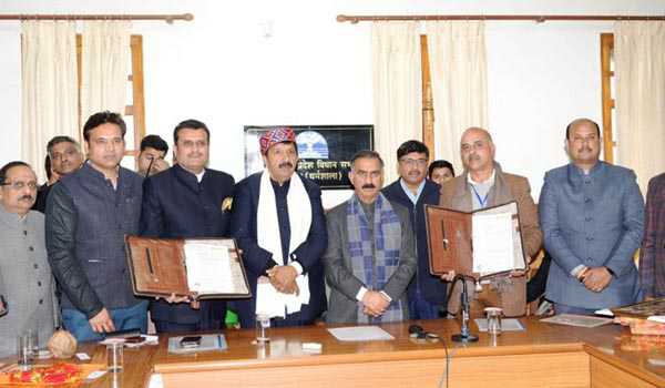 धार्मिक स्थलों में आधुनिक अधोसंरचना विकसित करने को प्रतिबद्धः सुक्खू