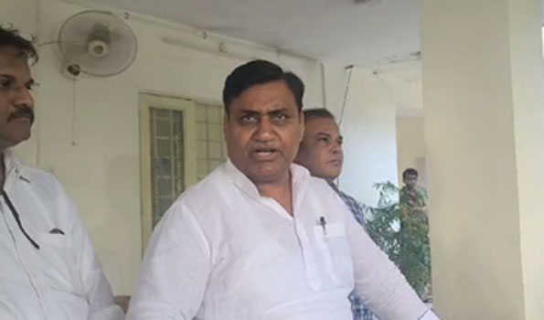 दिलावर करते हैं गैर जिम्मेदाराना बातें: डोटासरा