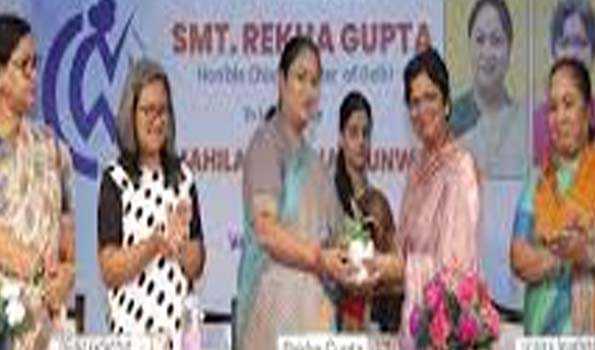 दिल्ली महिला आयोग का होग जल्द गठन: रेखा गुप्ता