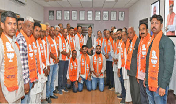 दुर्ग सिंह चौहान फिर भाजपा में शामिल