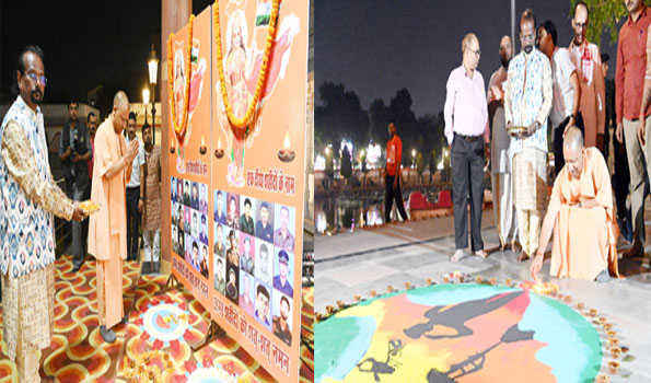 गोरखनाथ मंदिर में शहीदों के नाम पर प्रज्ज्वलित हुए 11000 दीप