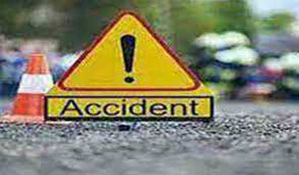 हाथरस में रोडवेज बस और वैन में भिड़ंत,15 मरे 18 घायल