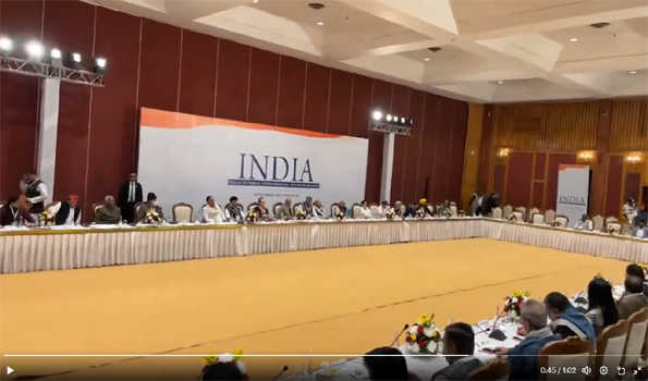 इंडिया गठबंधन ने ईवीएम पर फिर उठाए सवाल