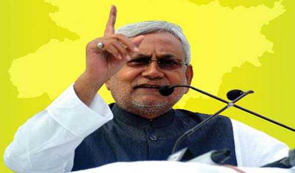 जल और हरियाली के बीच जीवन सुरक्षित : नीतीश