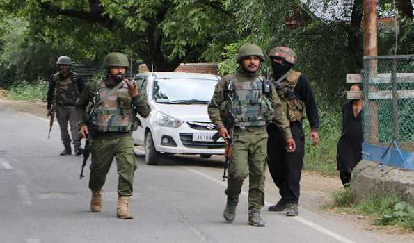 जम्मू में नियंत्रण रेखा पर घुसपैठ विरोधी अभियान जारी