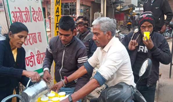 जयपुर में दूध पीकर मनाया नववर्ष