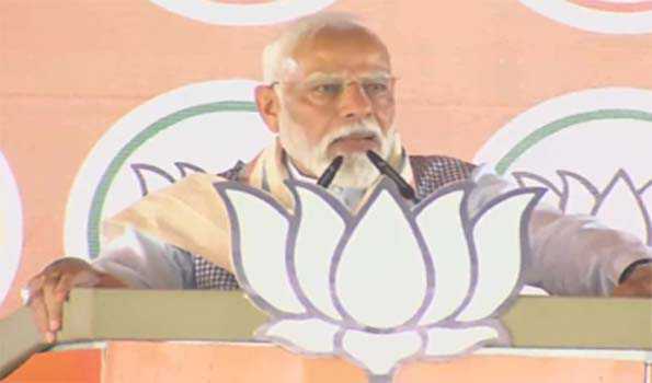 कांग्रेस बोल रही है टुकड़े-टुकड़े गैंग की भाषा : मोदी