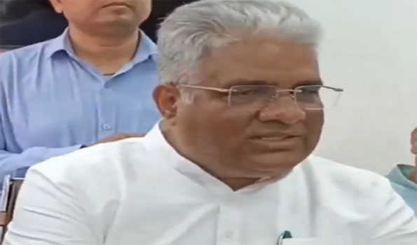 कांग्रेस के बड़े नेता हार के डर से चुनाव नहीं लड रहे हैं: यादव