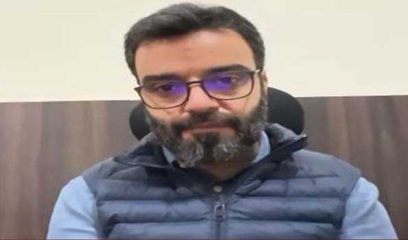 कश्मीर घाटी में 500 लोगों को हिरासत में लिए जाने पर रूहुल्लाह ने साधा केंद्र पर निशाना
