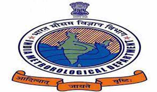 कश्मीर के तापमान में गिरावट जारी रहने से सर्दी बढ़ी : आईएमडी