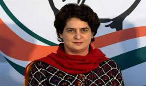 केरलवासियों ने वायनाड से चुनाव लड़ने के लिए प्रियंका गांधी का स्वागत किया