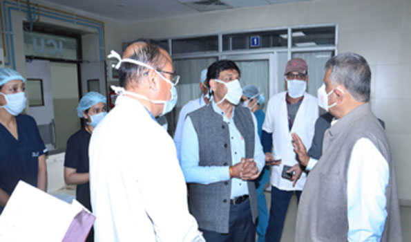 खींवसर ने कोटा हादसे में झुलसे बच्चों के बेहतर उपचार के लिए दिए निर्देश
