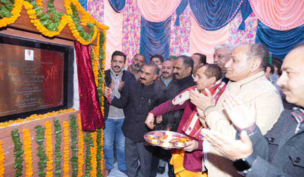 क्रिसमस के दिन जनता को समर्पित हुई ‘ढली टनल’