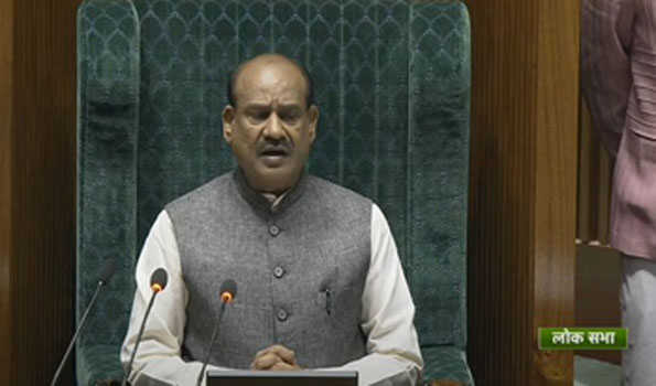 लोकसभा ने संसद पर हमले के समय शहीद हुए जांबाजों को दी श्रद्धांजलि