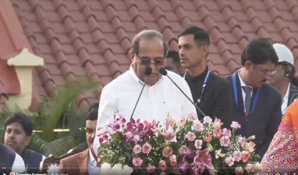 महाराष्ट्र सरकार में 39 मंत्रियों ने ली शपथ