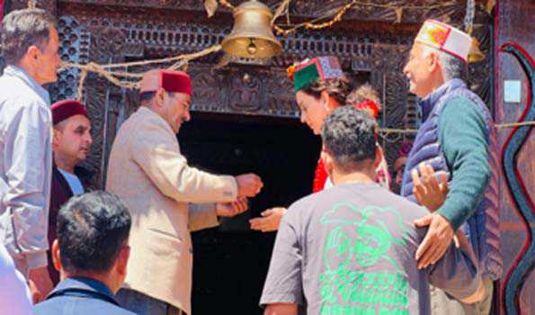 महिला विरोधी है कांग्रेस की दुष्ट सोचः कंगना