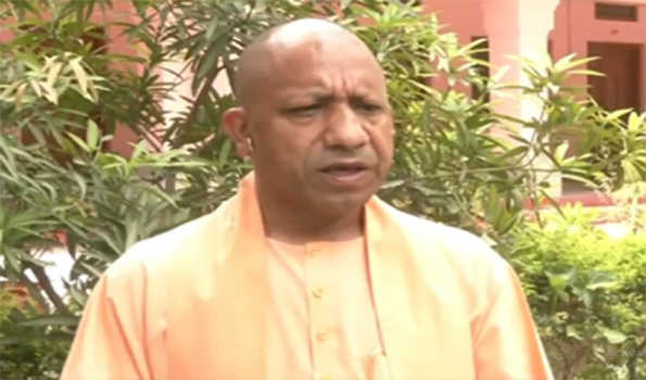 ममता सरकार समूची मातृशक्ति से माफी मांगे: योगी
