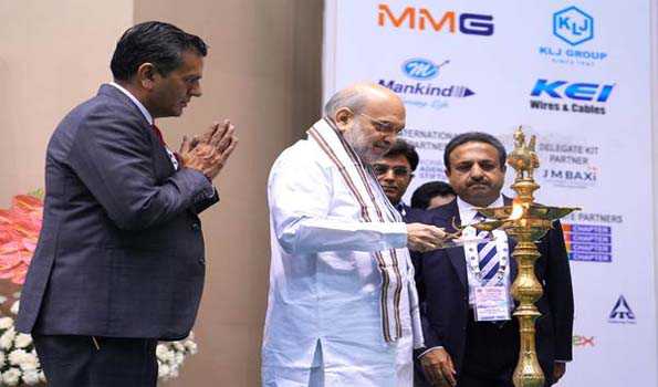 मोदी के नेतृत्व में अर्थव्यवस्था में चमकता सितारा बन कर उभरा है: शाह