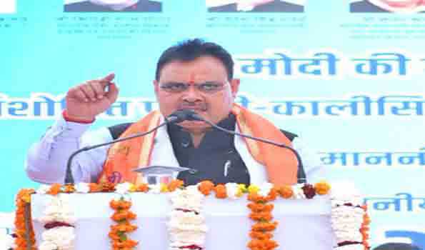 मोदी के नेतृत्व में डबल इंजन सरकार तत्परता से निभा रही वादे-भजनलाल