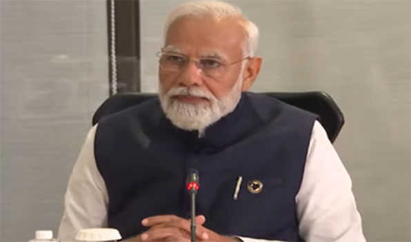 मोदी ने नेपाल, मॉरीशस और इटली के प्रधानमंत्री को दिया धन्यवाद