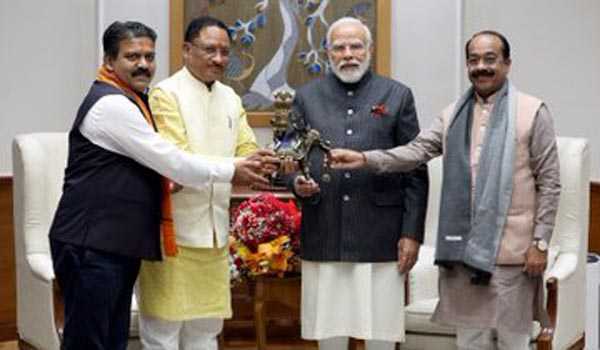 मोदी से मिले छत्तीसगढ़ के मुख्यमंत्री , उपमुख्यमंत्री