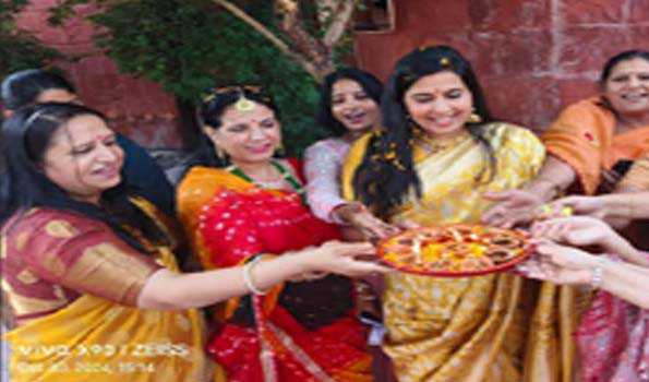 नगर निगम ग्रेटर मुख्यालय पर मनाया गया रूप चतुर्दशी पर्व
