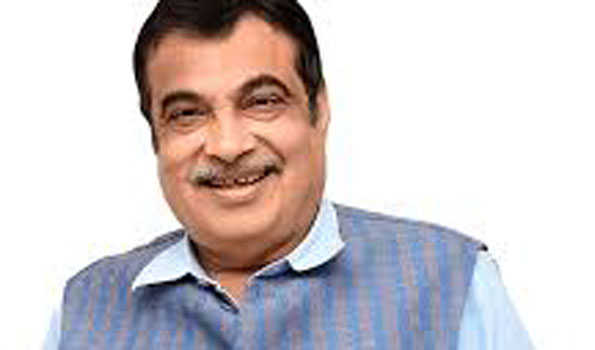 नितिन गडकरी  को इस वर्ष का आबासाहेब वीर सामाजिक पुरस्कार  दिया जायेगा