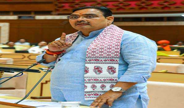 पहली बार आसन की पीड़ा को अश्रुओं की धारा के रुप में निकलते देखा गया-भजनलाल