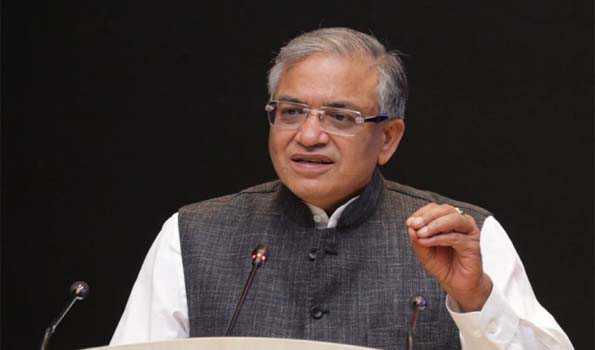 पीठासीन अधिकारियों को अब मतदान खत्म होते ही केंद्र पर से डाटा अपडेट करना होगा: आयोग