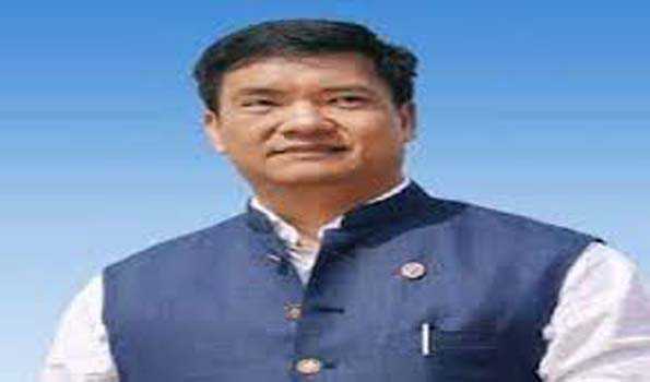 पेमा खांडू ने बाढ़ प्रभावित जिलों में सड़क संपर्क को शीघ्र बहाल करने का किया आग्रह