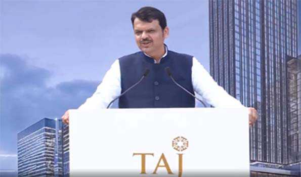 फडनवीस ने मुंबई में ताज समूह के नए होटल का किया शिलान्यास किया